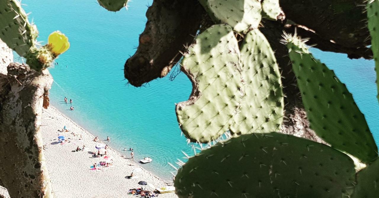 TorregrottaL'Isola Di Agoアパートメント エクステリア 写真
